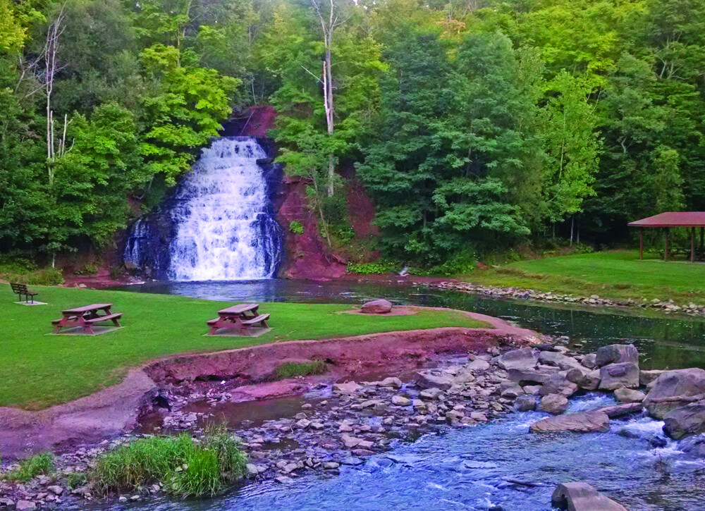 Holley Canal Park and Holley Falls in Holley, NY